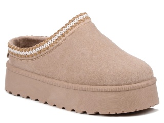  pol_pl_Kapcie-damskie-bezowe-News-9248-ocieplane-futerkiem-na-platformie-cieple-14733_2_1