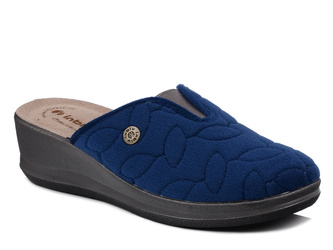 Kapcie damskie pantofle domowe zakryte granatowe na koturnie Inblu GI-24