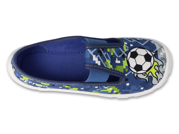 Kapcie dziecięce Befado 975X191 trampki chłopięce do przedszkola z piłką