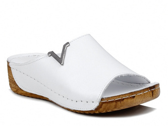 Klapki damskie białe T.Sokolski L211 na koturnie skórzane wygodne letnie