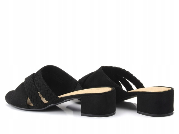 Klapki damskie czarne Marco Tozzi 27227 na obcasie wsuwane zamszowe