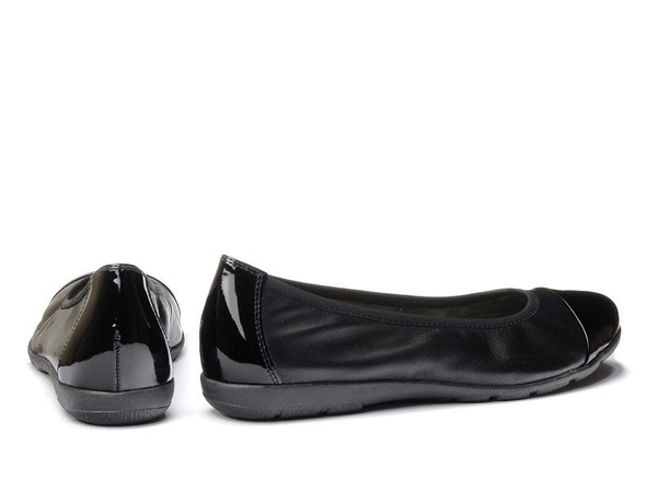 Baleriny damskie baletki skórzane czarne Caprice 22152 płaskie wygodne 