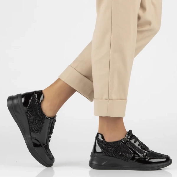Półbuty damskie sneakersy na koturnie skórzane czarne Filippo DP6352/24