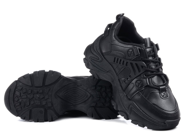 Buty damskie sportowe całe czarne sneakersy na platformie News 5999