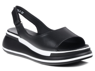 Sandały damskie czarne T.Sokolski L26-247 skórzane na platformie