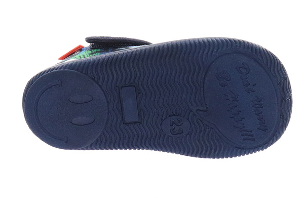 Kapcie chłopięce do przedszkola szeroki nosek profilowane Milami 226