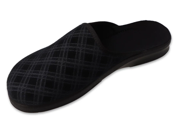 Kapcie męskie pantofle domowe wsuwane czarne z tkaniny Befado 548M052