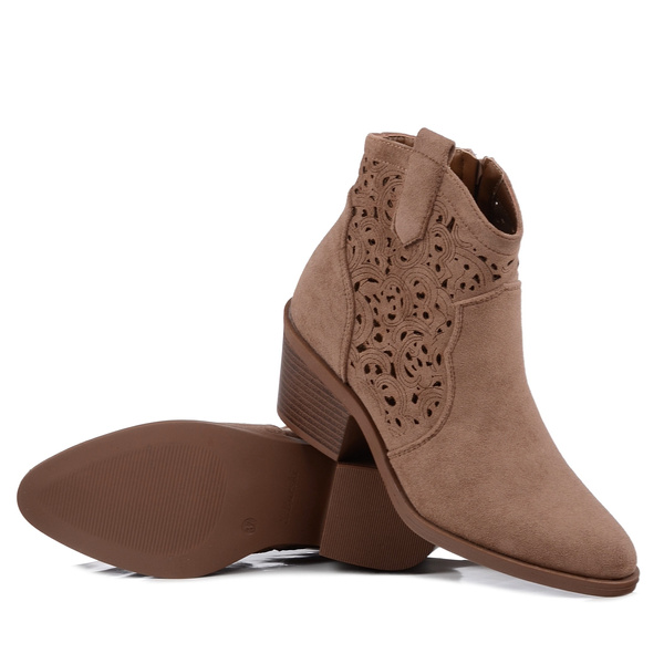 Botki damskie kowbojki beżowe S.Barski HY61-8012 zamszowe ażurowe