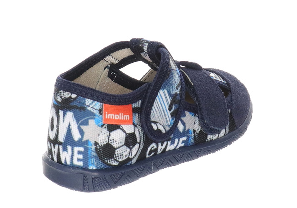 Kapcie chłopięce do przedszkola szerokie z regulacją Milami 118 na rzepy