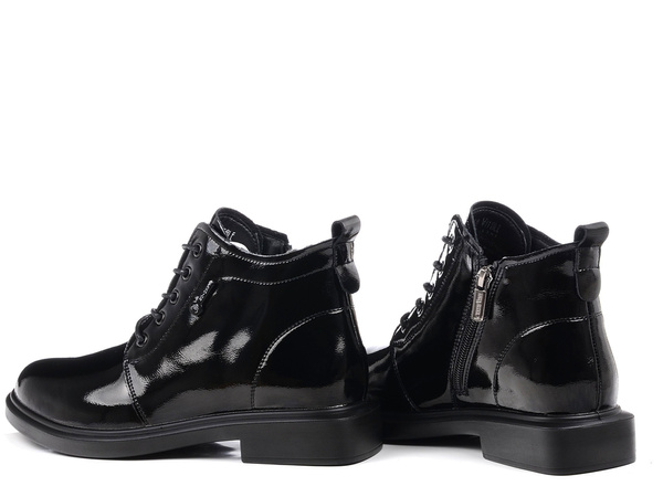 Botki damskie czarne Loretta W9934B skórzane lakierowane ocieplane