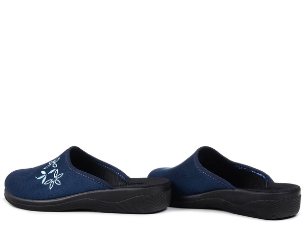  Kapcie damskie pantofle domowe zakryte Inblu CU-5H granatowe z haftem
