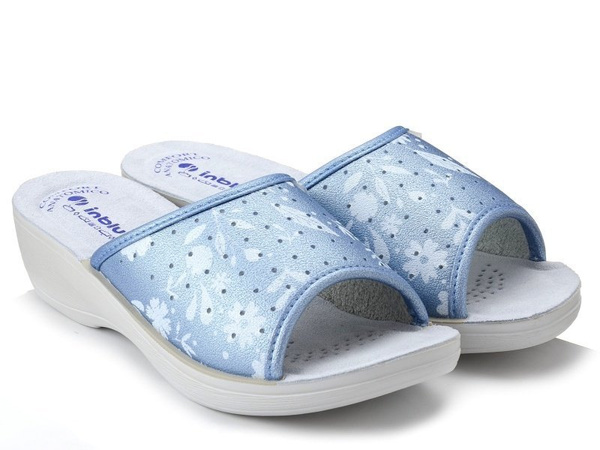 Klapki damskie medyczne sanitarne na koturnie niebieskie Inblu PL-51