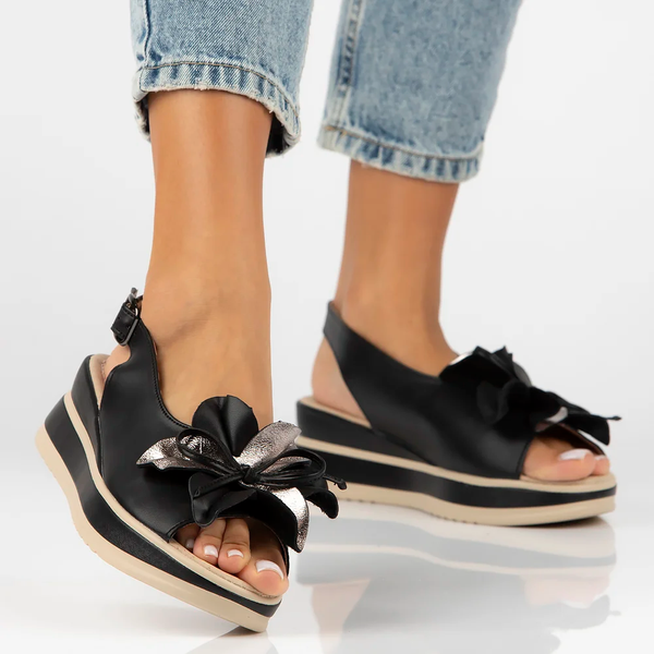 Sandały damskie czarne Filippo DS7045/26 na platformie skórzane wygodne