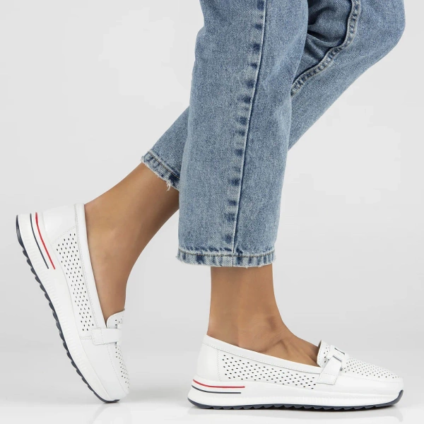 Mokasyny damskie białe Filippo DP4400/26 skórzane ażurowe na platformie