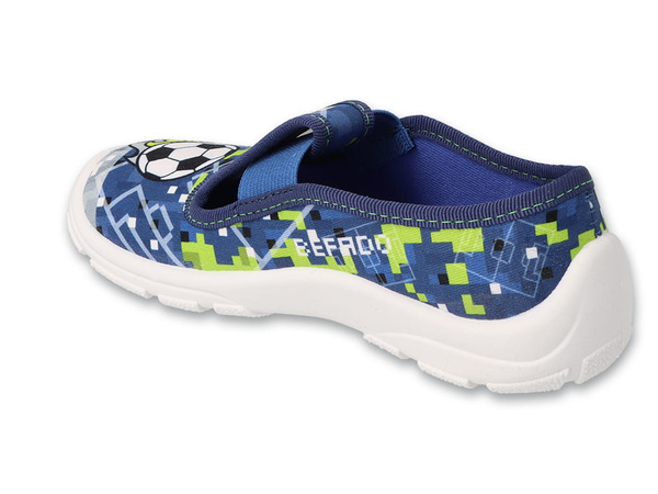 Kapcie dziecięce Befado 975X191 trampki chłopięce do przedszkola z piłką