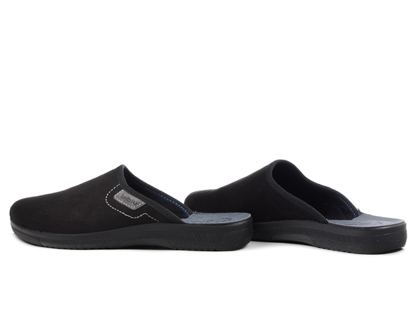 Kapcie męskie czarne Inblu DG-82 pantofle domowe zakryte palce laczki