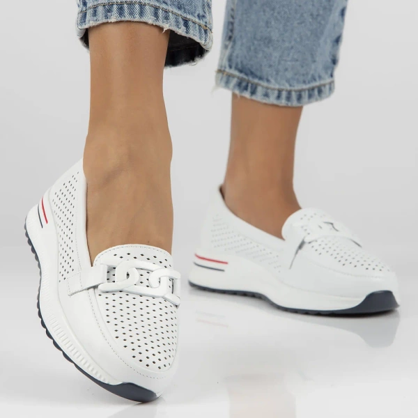 Mokasyny damskie białe Filippo DP4400/26 skórzane ażurowe na platformie