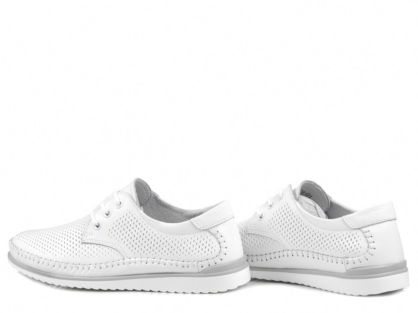 Półbuty damskie skórzane sznurowane lekkie białe T.Sokolski W26-01