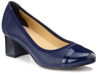 Czółenka damskie buty na obcasie skórzane granatowe Venetto 1344 ażurowe