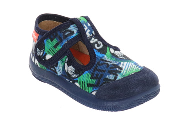 Kapcie chłopięce do przedszkola szeroki nosek profilowane Milami 226