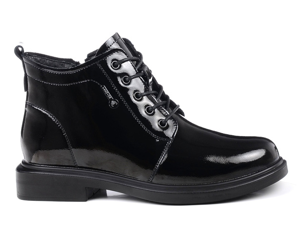 Botki damskie czarne Loretta W9934B skórzane lakierowane ocieplane