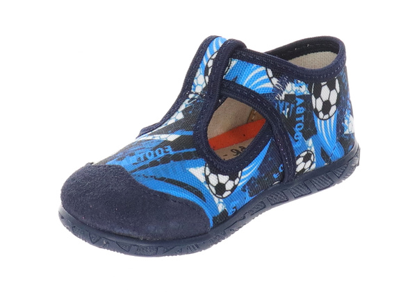 Kapcie chłopięce do przedszkola szerokie profilowane na rzep Milami 112