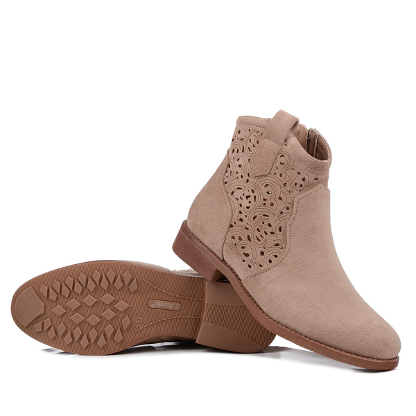 Botki damskie beżowe zamszowe S.Barski 61-8019 płaskie ażurowe na zamek