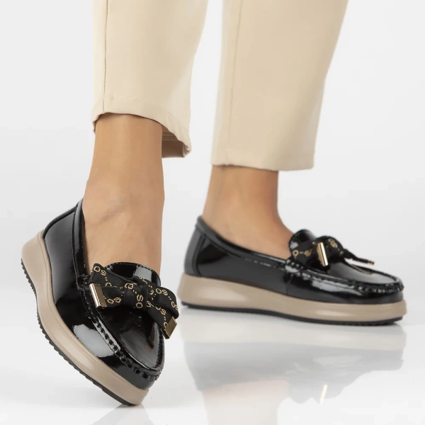 Półbuty mokasyny damskie Filippo DP6457/26 BK skórzane wsuwane czarne