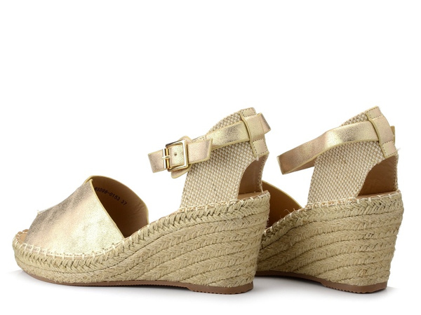 Sandały damskie espadryle Evento 0153 na koturnie złote 