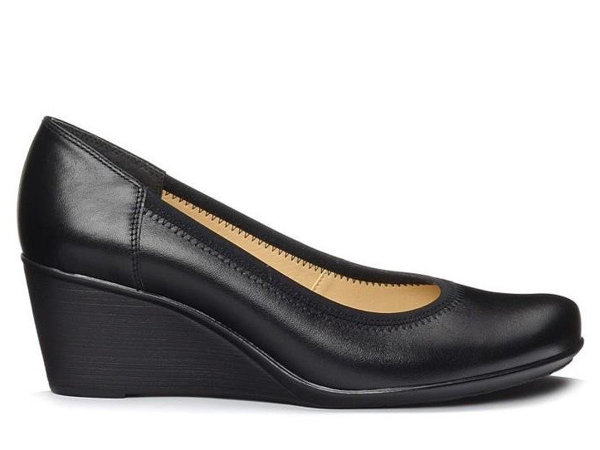 Czółenka buty damskie na koturnie skórzane czarne Venetto 585
